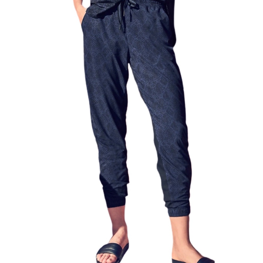 Athleta Printed Brooklyn Jogger